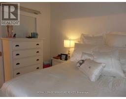 2301 - 832 BAY ST, Toronto, Ontario