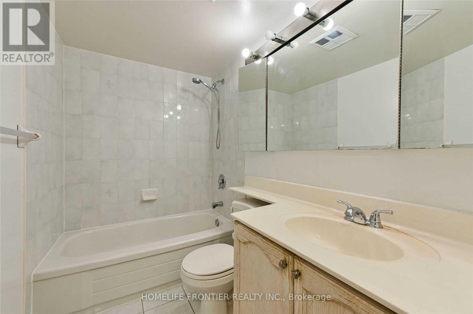 1008 - 29 Pemberton Avenue, Toronto, Ontario  M2M 4L5 - Photo 14 - C12529638