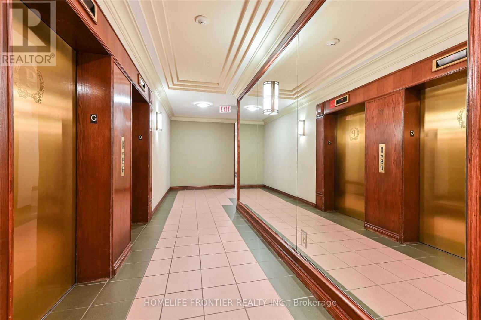 1008 - 29 Pemberton Avenue, Toronto, Ontario  M2M 4L5 - Photo 3 - C12529638