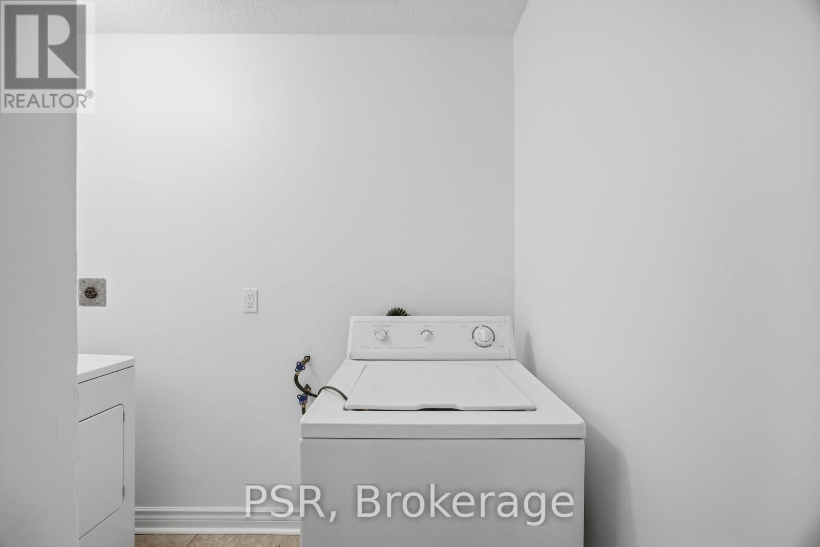 7 - 3314 Yonge Street, Toronto, Ontario  M4N 2M4 - Photo 12 - C12529674