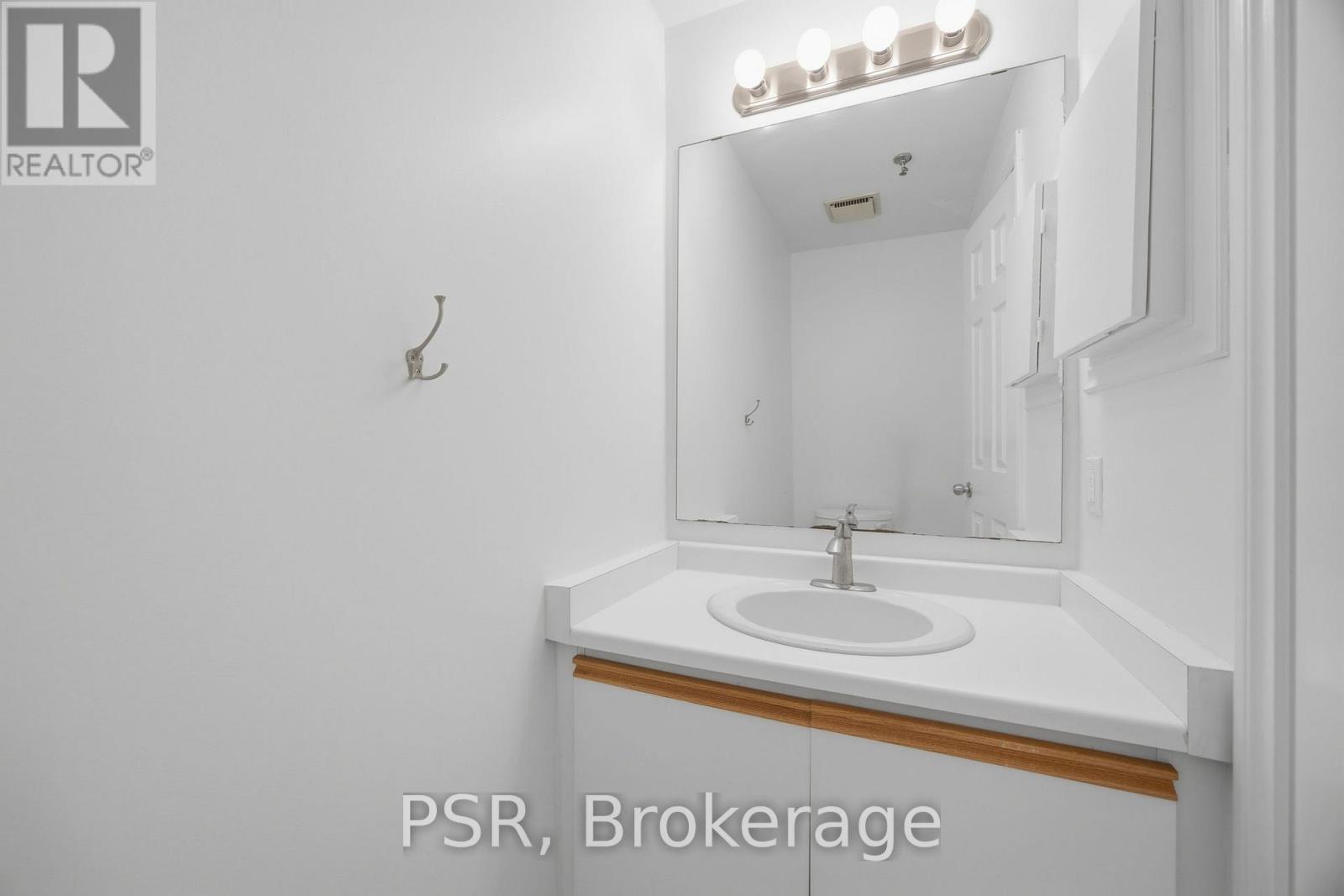 7 - 3314 Yonge Street, Toronto, Ontario  M4N 2M4 - Photo 19 - C12529674