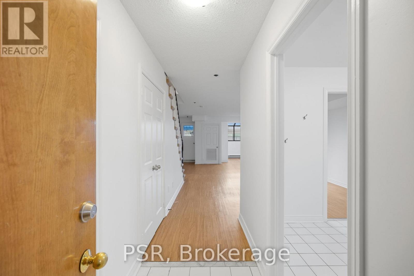 7 - 3314 Yonge Street, Toronto, Ontario  M4N 2M4 - Photo 2 - C12529674