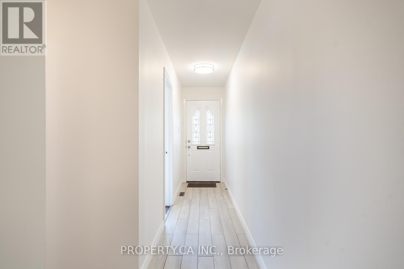 98 Tanjoe Crescent, Toronto, Ontario  M2M 1P7 - Photo 4 - C12529698