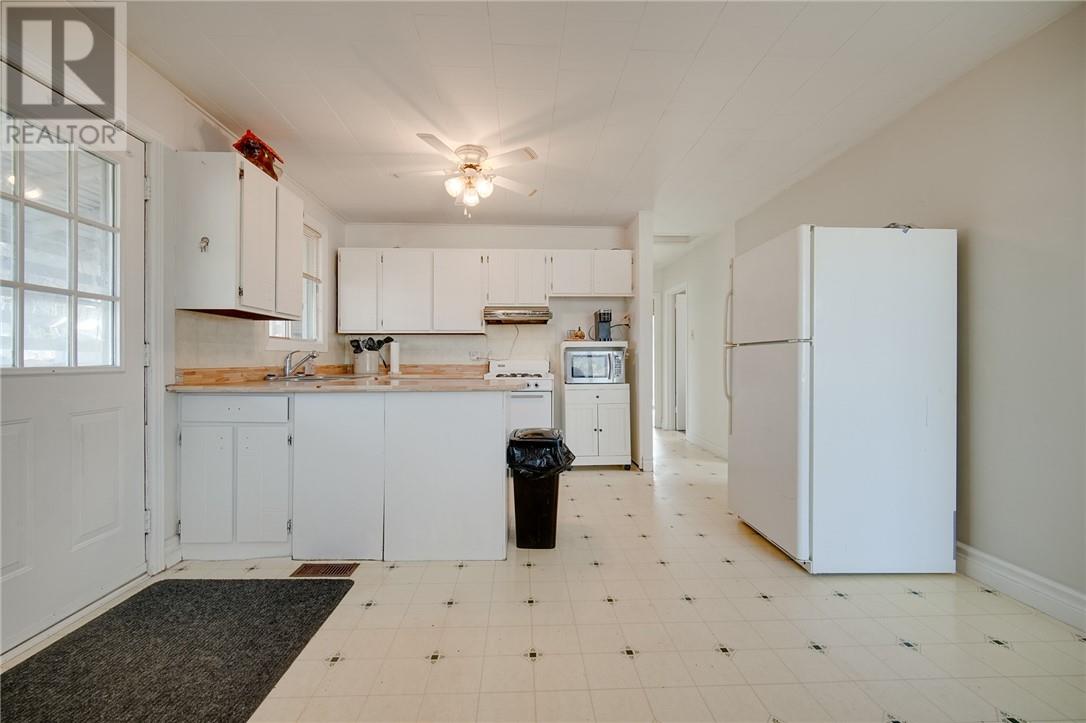 2674 Falconbridge Highway, Garson, Ontario  P3L 1K5 - Photo 4 - 2125533