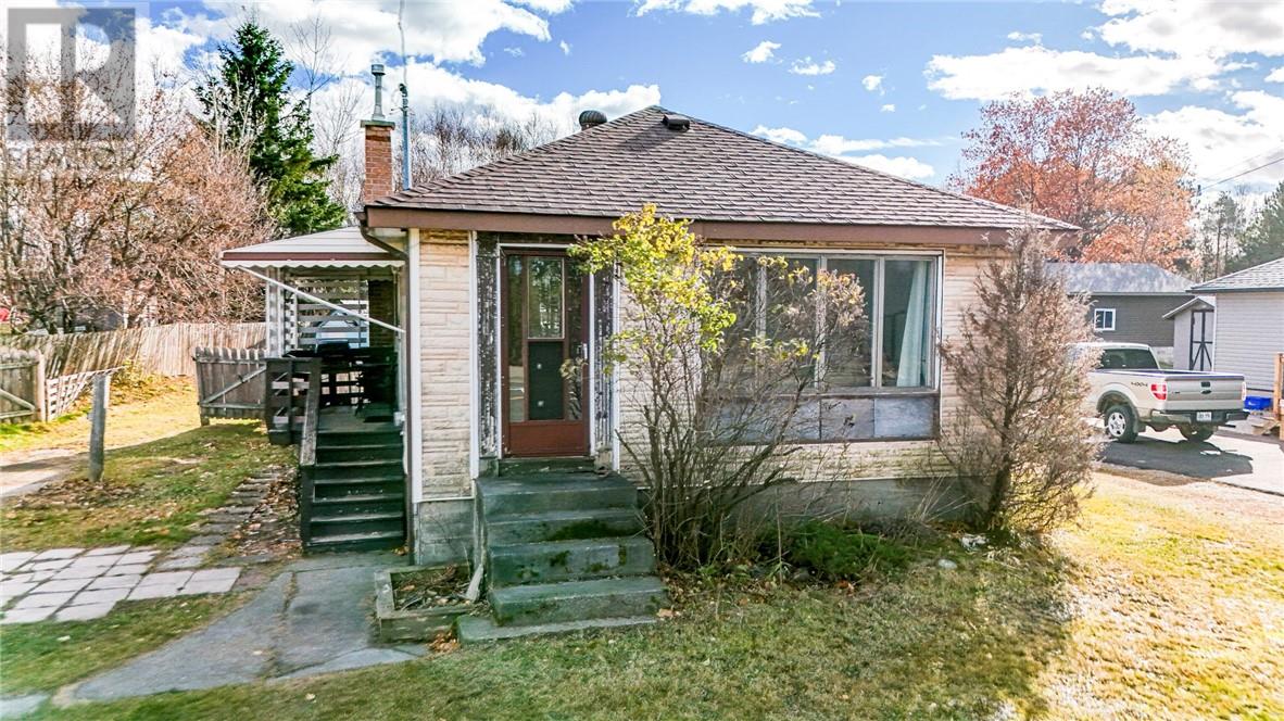 2674 Falconbridge Highway, Garson, Ontario  P3L 1K5 - Photo 1 - 2125533