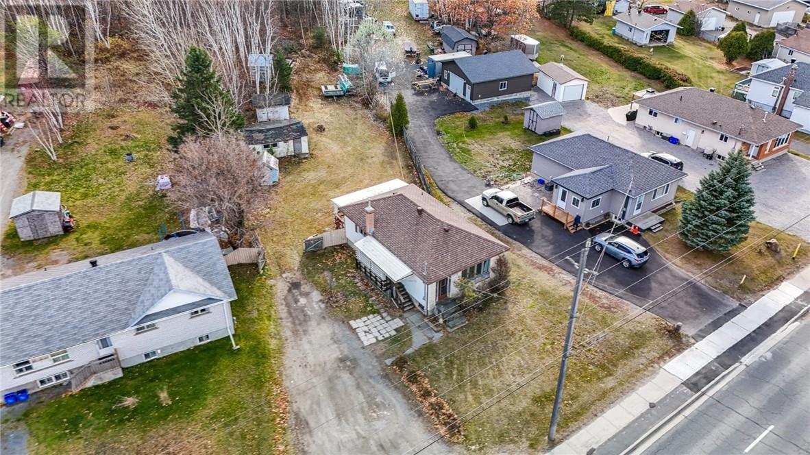 2674 Falconbridge Highway, Garson, Ontario  P3L 1K5 - Photo 2 - 2125533