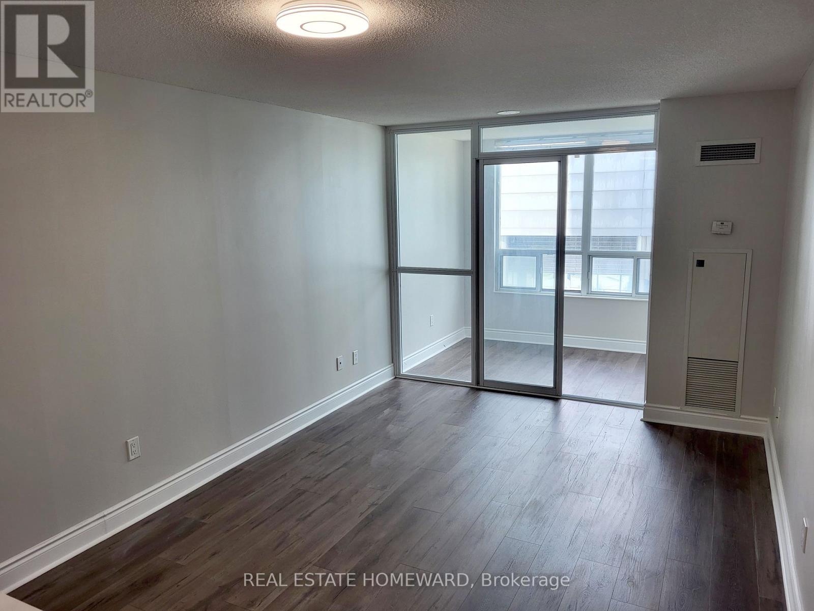 1808 - 60 Brian Harrison Way, Toronto, Ontario  M1P 5J5 - Photo 3 - E12529514