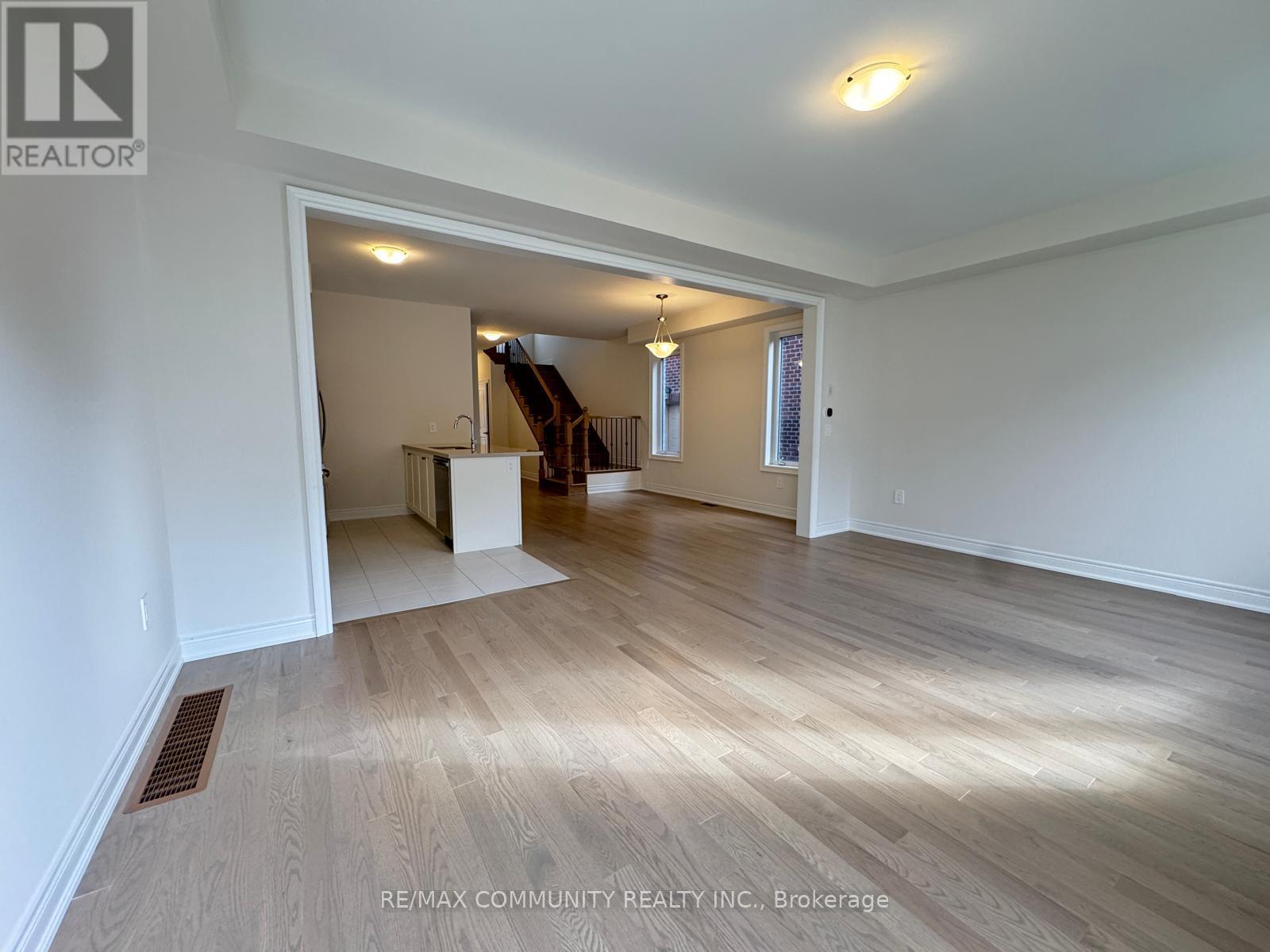 2978 Gatestone Path, Pickering, Ontario  L1X 2R5 - Photo 10 - E12529516