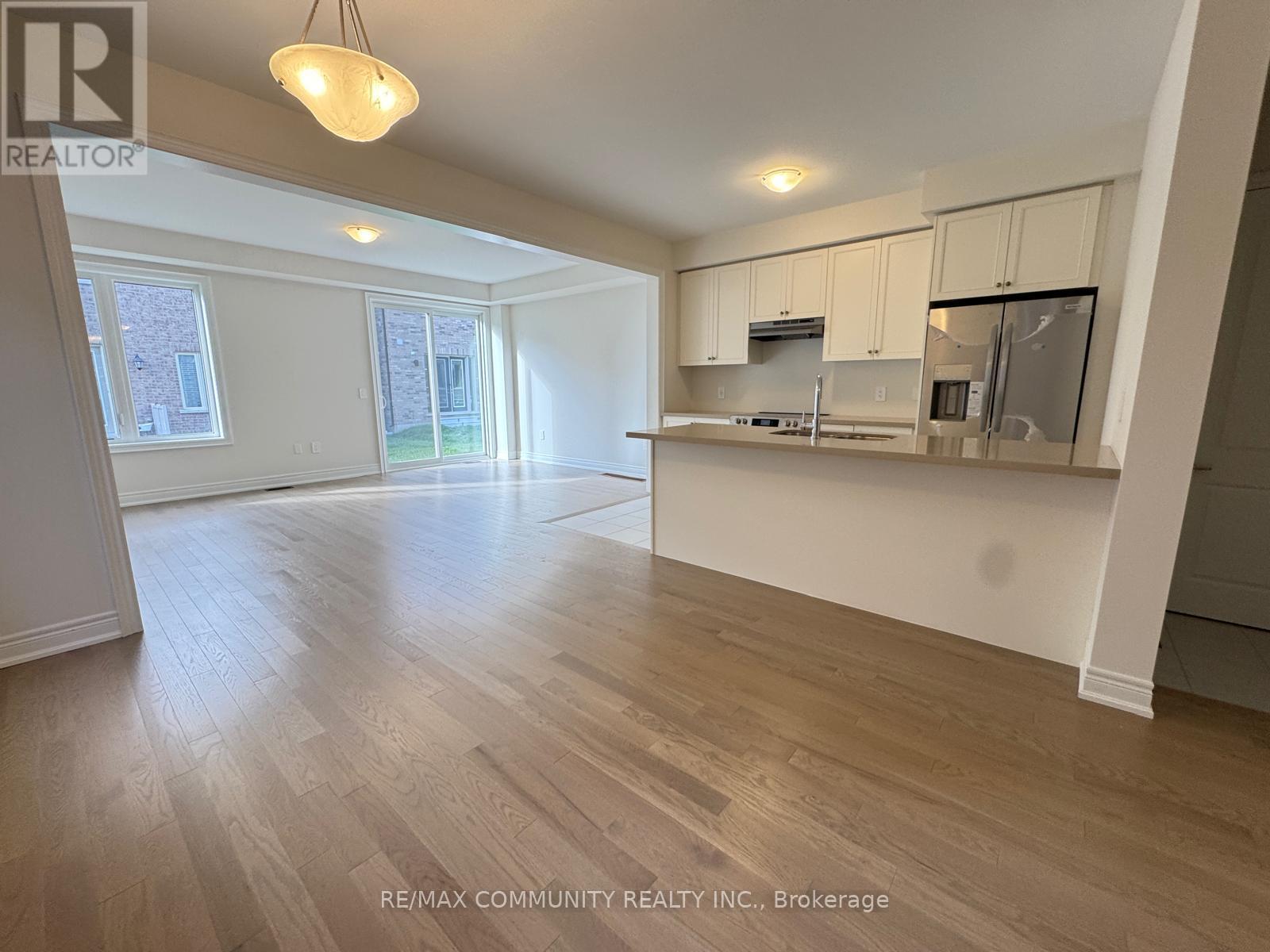 2978 Gatestone Path, Pickering, Ontario  L1X 2R5 - Photo 5 - E12529516