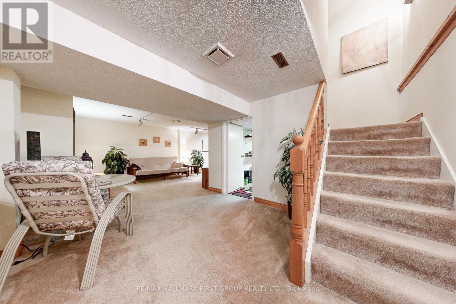 512 Creekview Circle, Pickering, Ontario  L1W 2Z6 - Photo 24 - E12529542