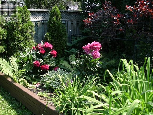 512 Creekview Circle, Pickering, Ontario  L1W 2Z6 - Photo 35 - E12529542