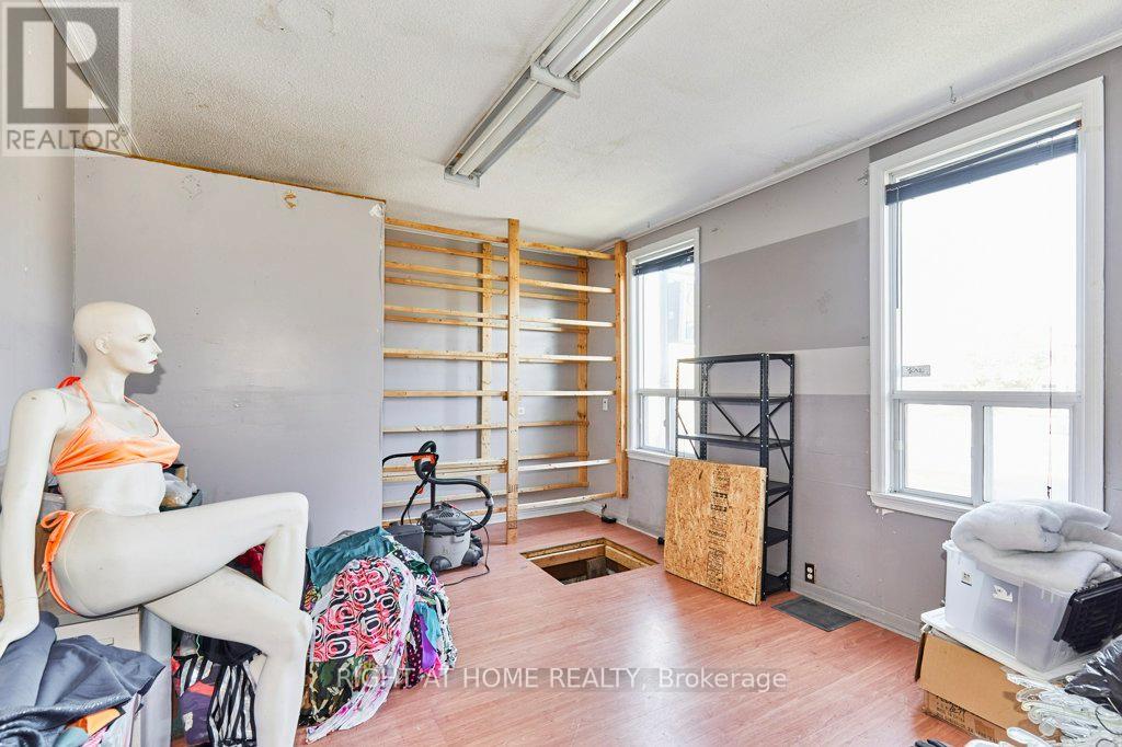 562 Simcoe Street S, Oshawa, Ontario  L1H 4K2 - Photo 22 - E12529718