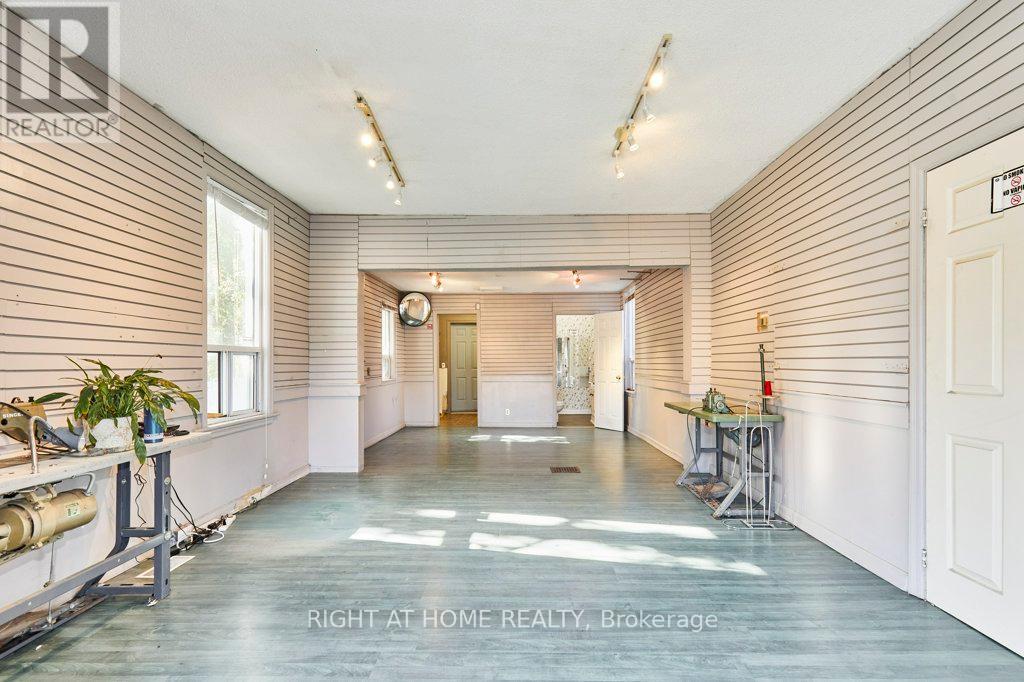 562 Simcoe Street S, Oshawa, Ontario  L1H 4K2 - Photo 19 - E12529724