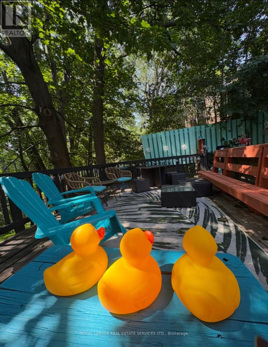 761 KINGSTON ROAD, Toronto, Ontario