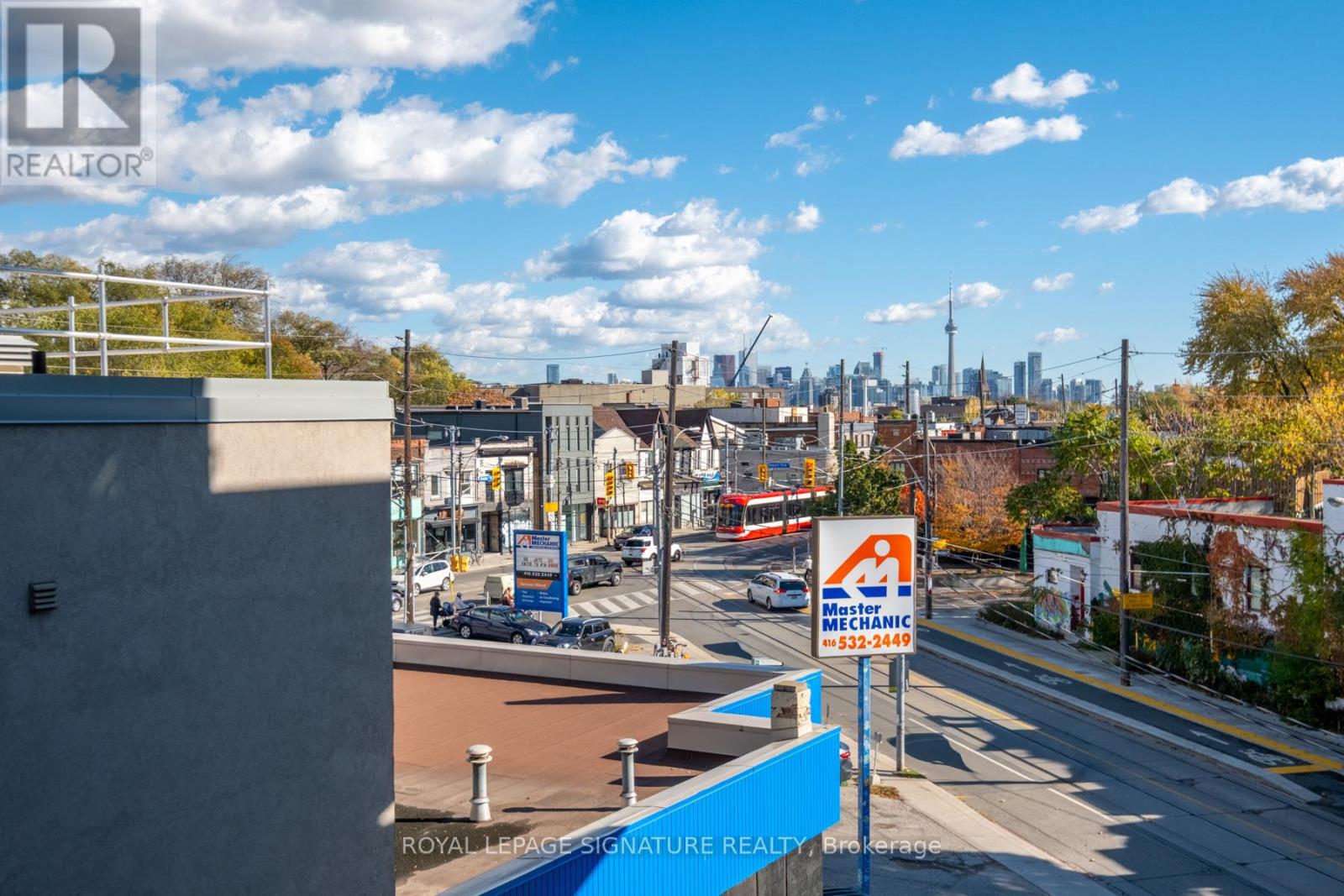 410 - 36 Howard Park Avenue, Toronto, Ontario  M6R 0A5 - Photo 15 - W12515230