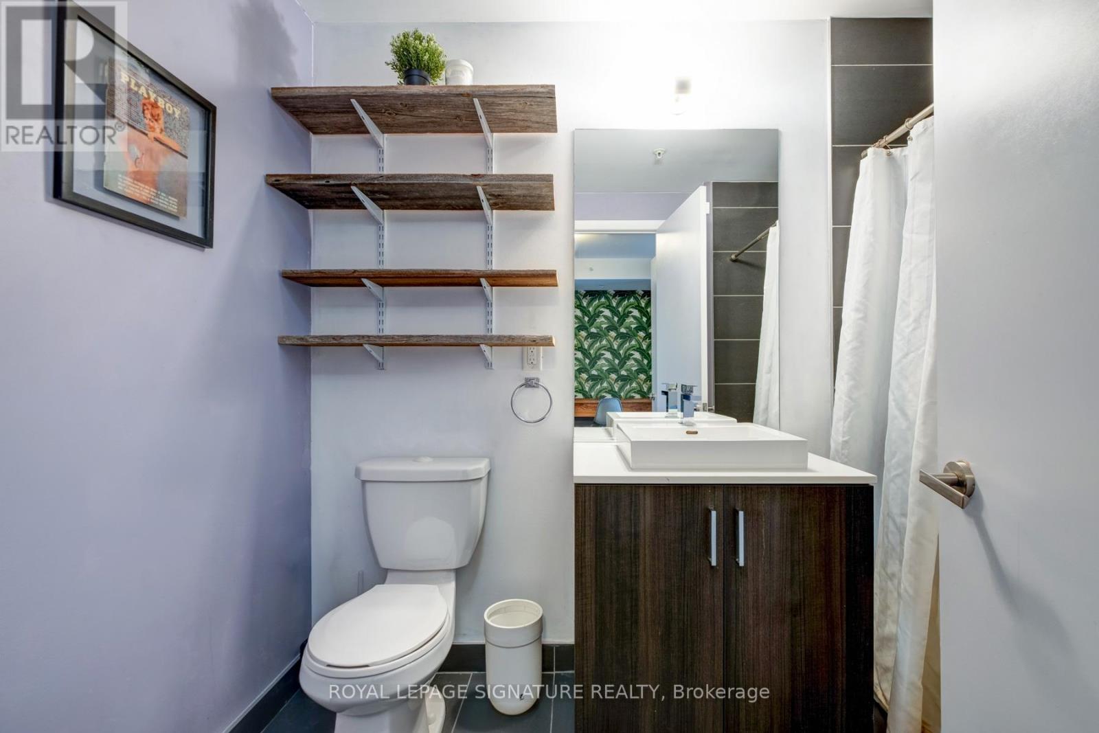 410 - 36 Howard Park Avenue, Toronto, Ontario  M6R 0A5 - Photo 13 - W12515230