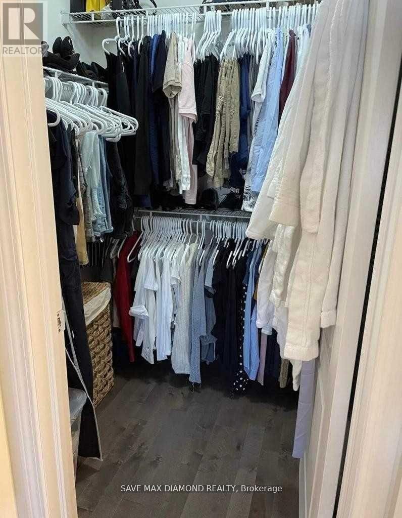 10 Minlow Way, Aurora, Ontario  L4G 0Y2 - Photo 4 - N12529506