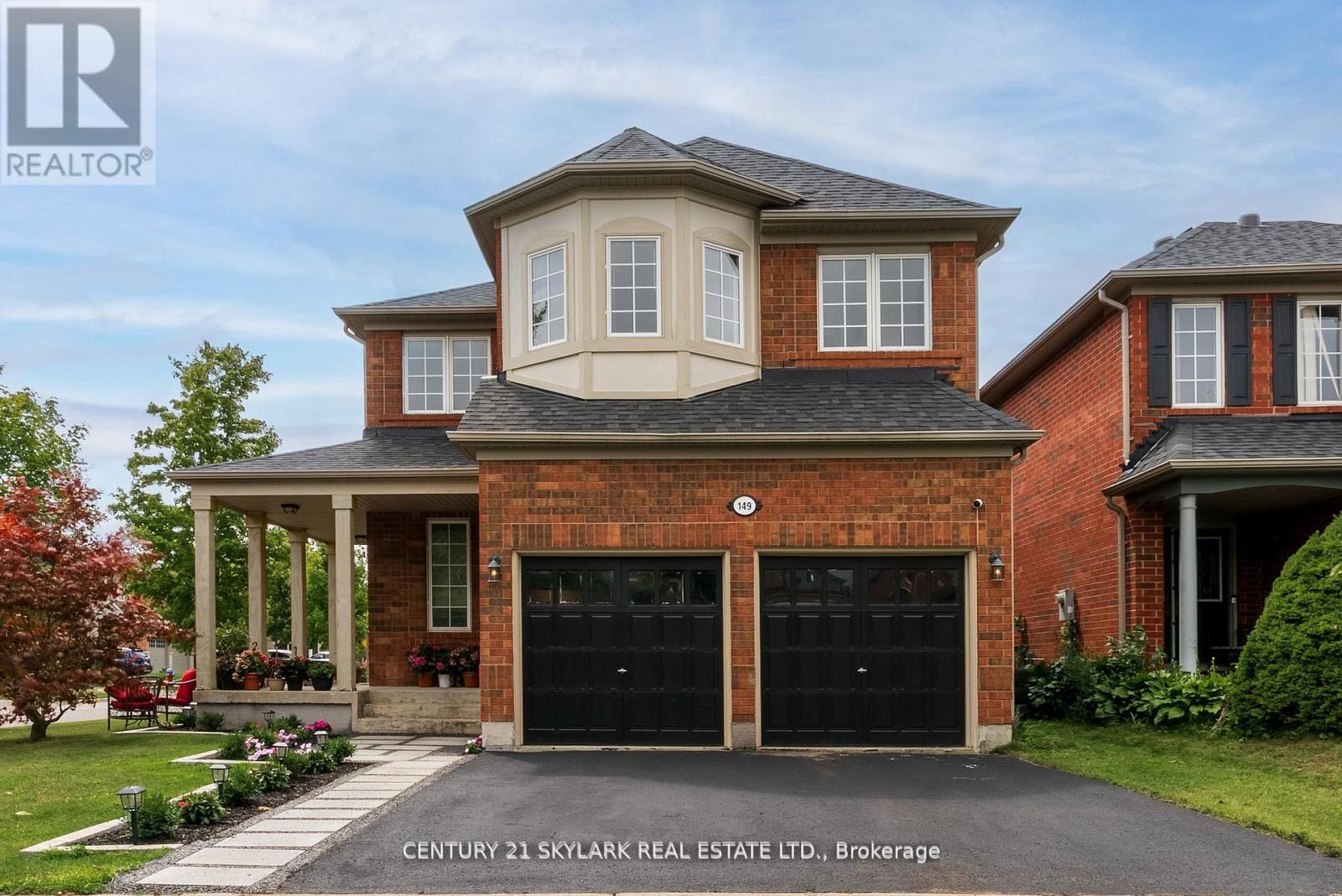 149 Newman Avenue, Richmond Hill, Ontario  L4E 4N3 - Photo 2 - N12529636