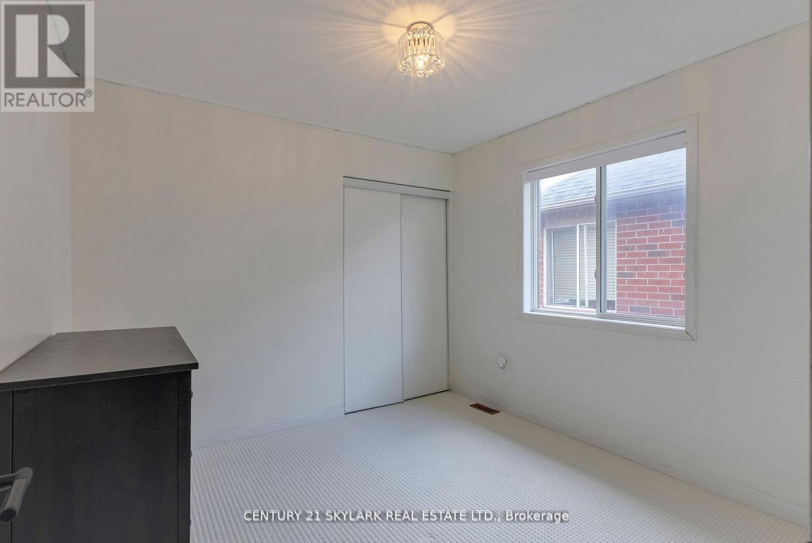 149 Newman Avenue, Richmond Hill, Ontario  L4E 4N3 - Photo 23 - N12529636