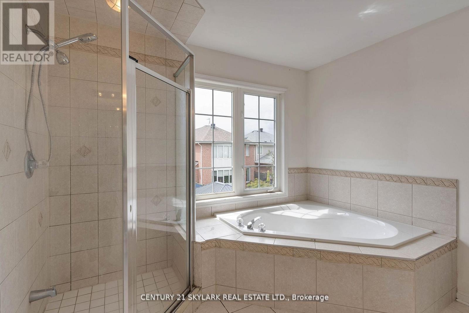 149 Newman Avenue, Richmond Hill, Ontario  L4E 4N3 - Photo 28 - N12529636