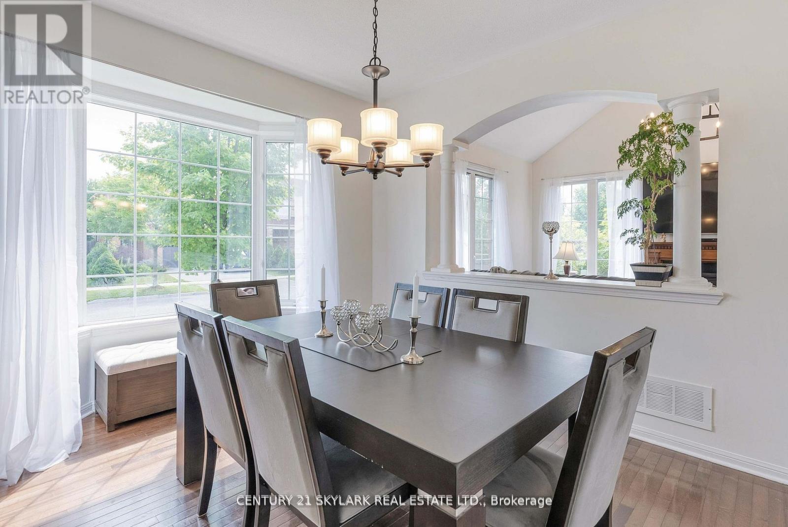 149 Newman Avenue, Richmond Hill, Ontario  L4E 4N3 - Photo 8 - N12529636