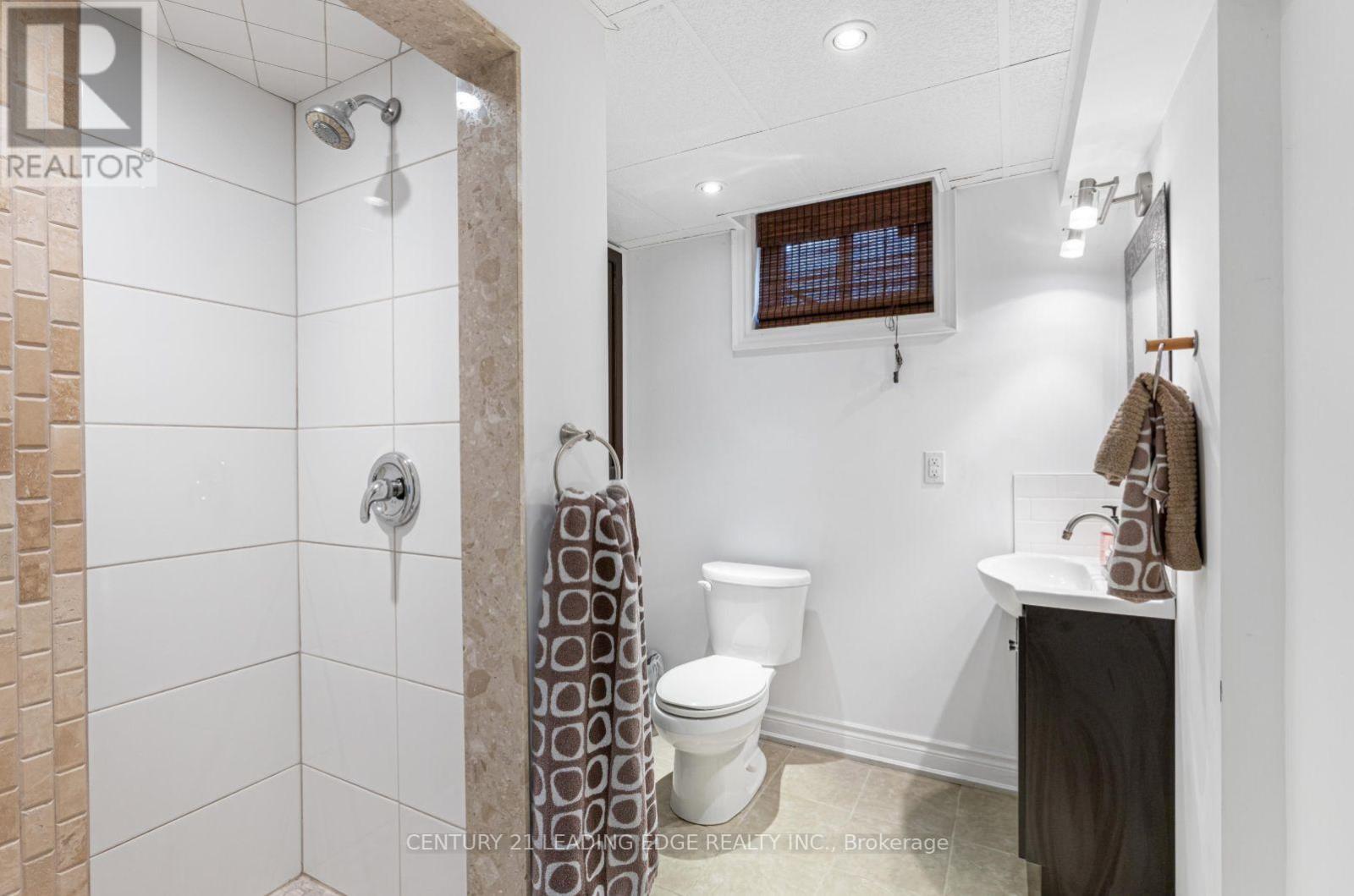 69 Parkinson Road, Markham, Ontario  L3P 4G7 - Photo 14 - N12529706