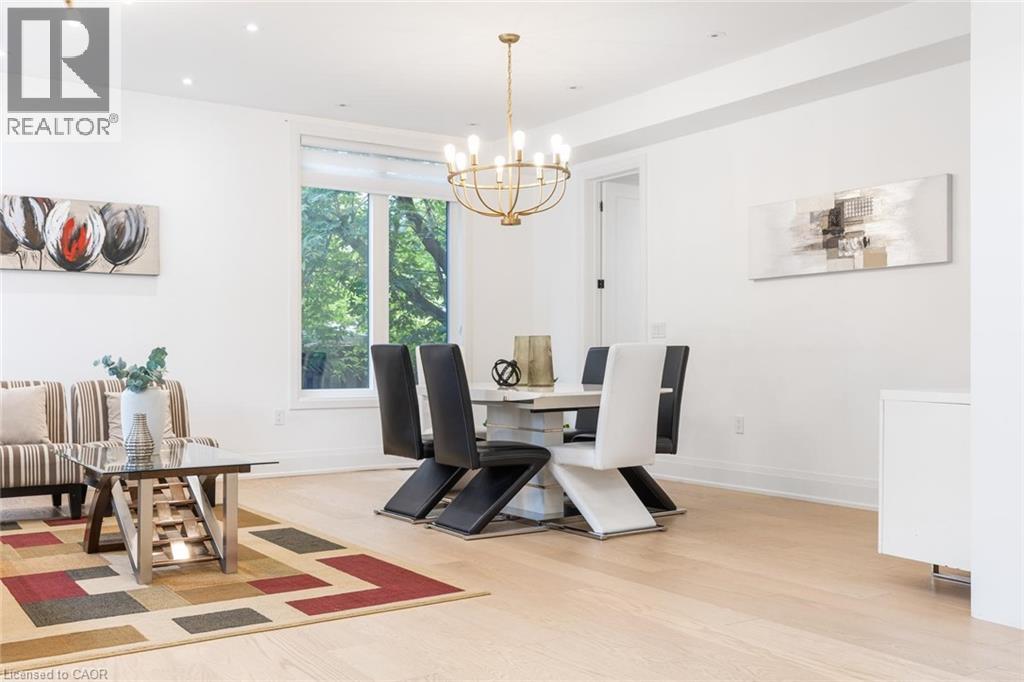 428 Third Line, Oakville, Ontario  L6L 4A5 - Photo 6 - 40763574