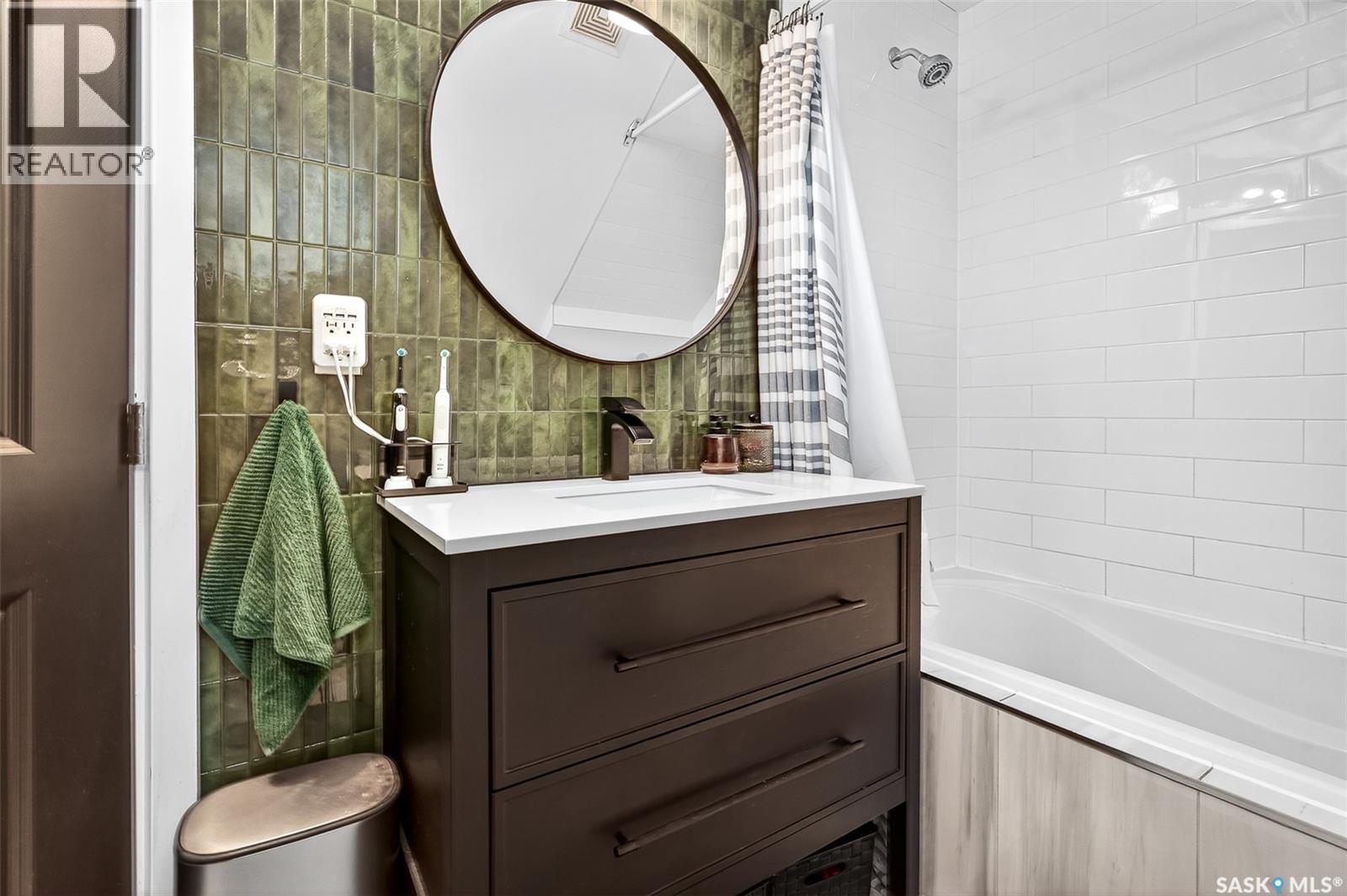 878 4th Avenue Ne, Moose Jaw, Saskatchewan  S6H 1H7 - Photo 31 - SK023735