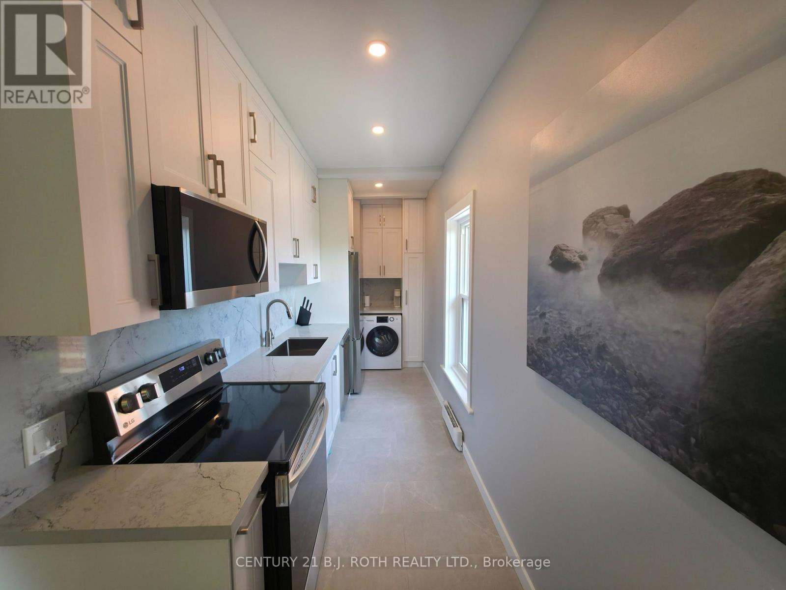 1 - 82 Albert Street N, Orillia, Ontario  L3V 5K5 - Photo 2 - S12529630