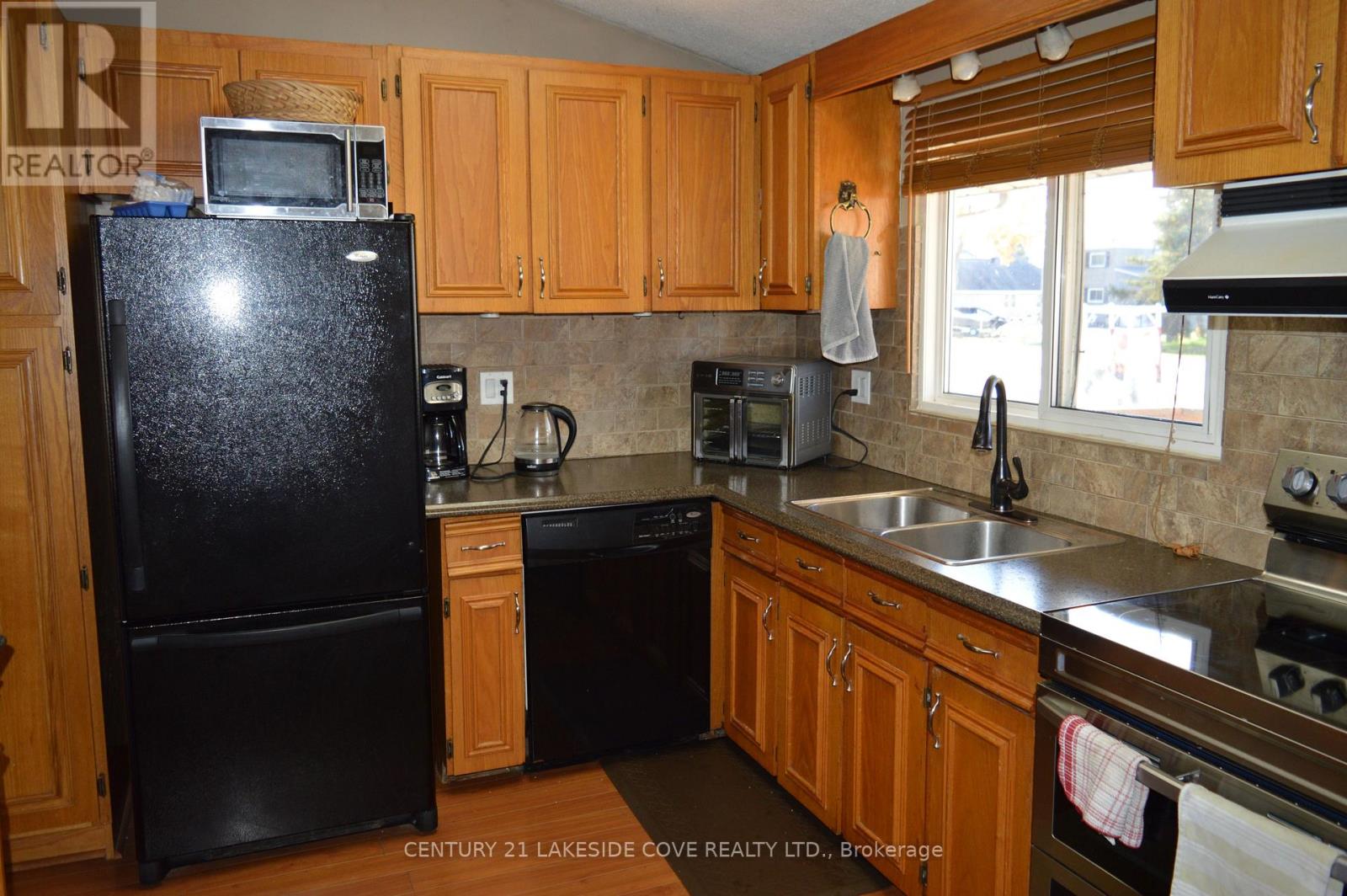 21 Turtle Path, Ramara, Ontario  L0K 1B0 - Photo 11 - S12529656