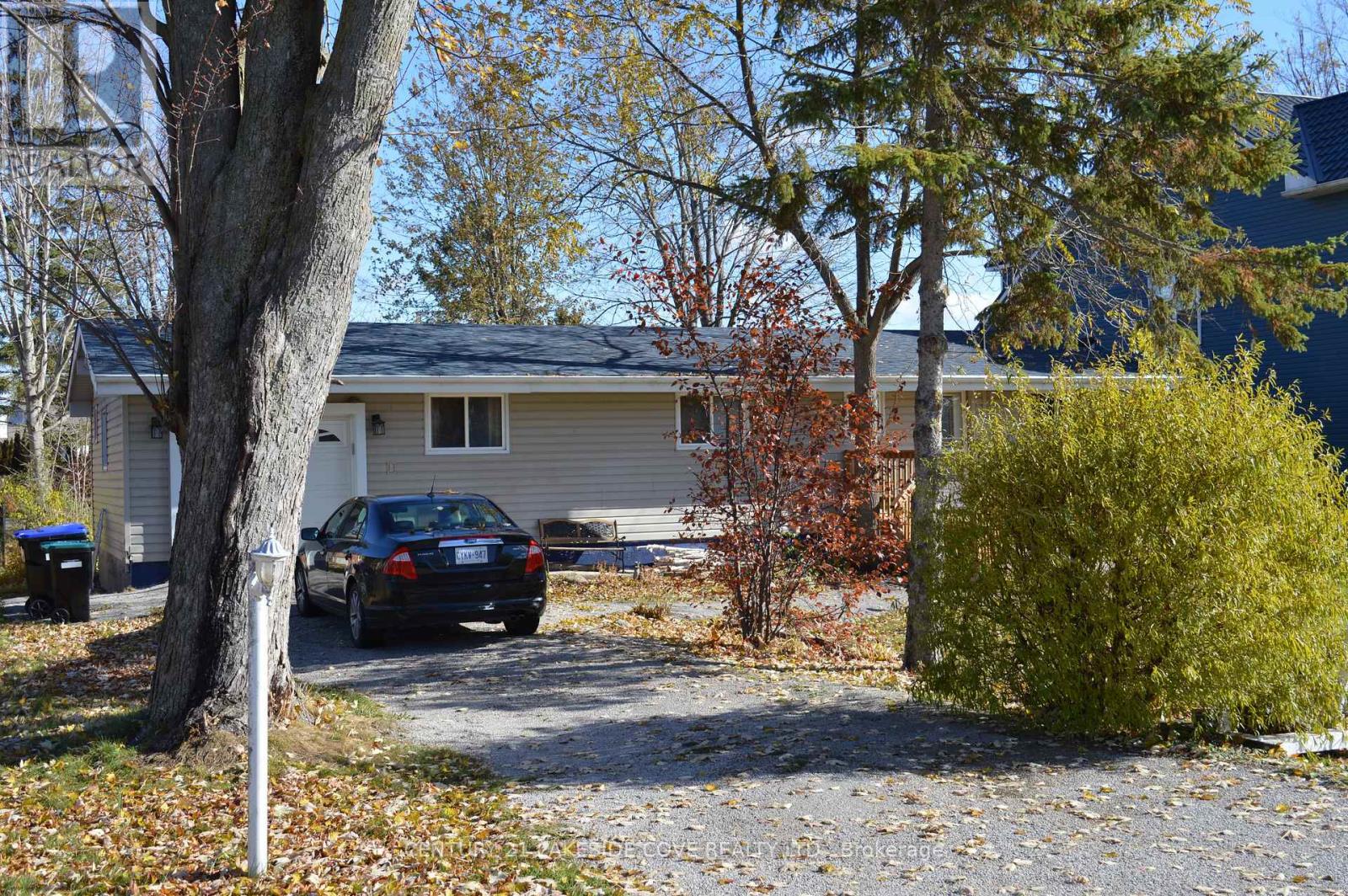 21 Turtle Path, Ramara, Ontario  L0K 1B0 - Photo 3 - S12529656