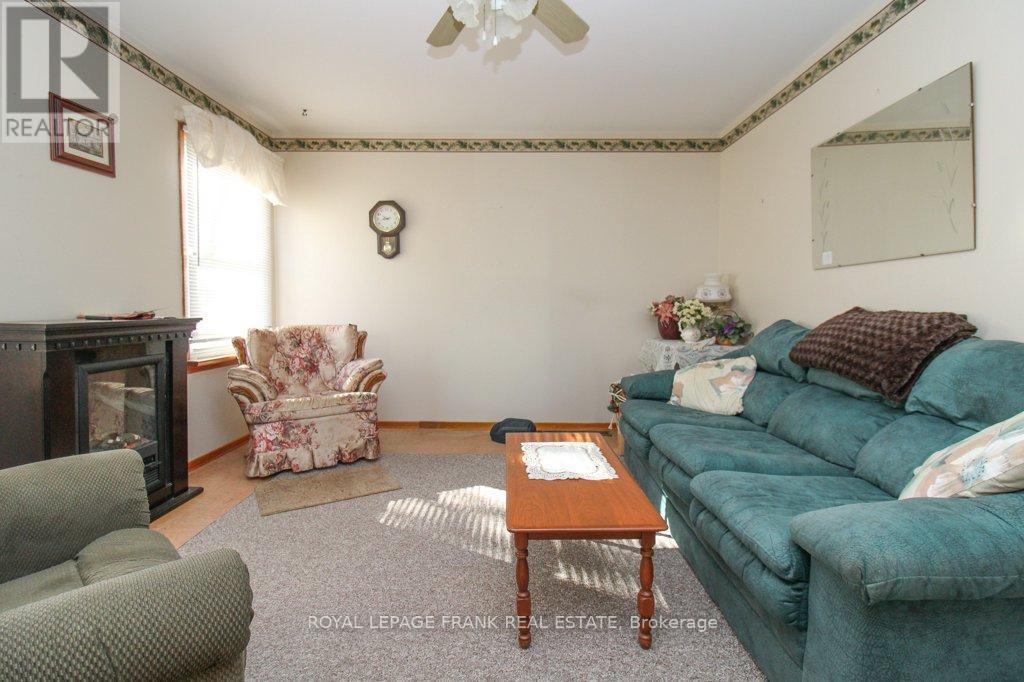 512 Glengarry Avenue, Peterborough, Ontario  K9H 4Y4 - Photo 12 - X12529792