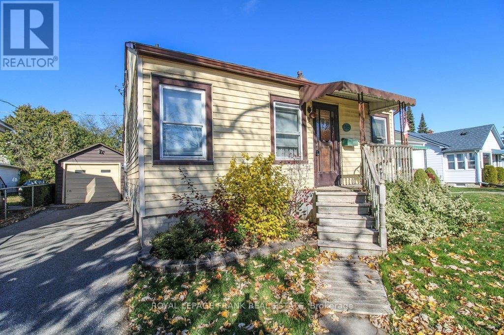 512 Glengarry Avenue, Peterborough, Ontario  K9H 4Y4 - Photo 5 - X12529792