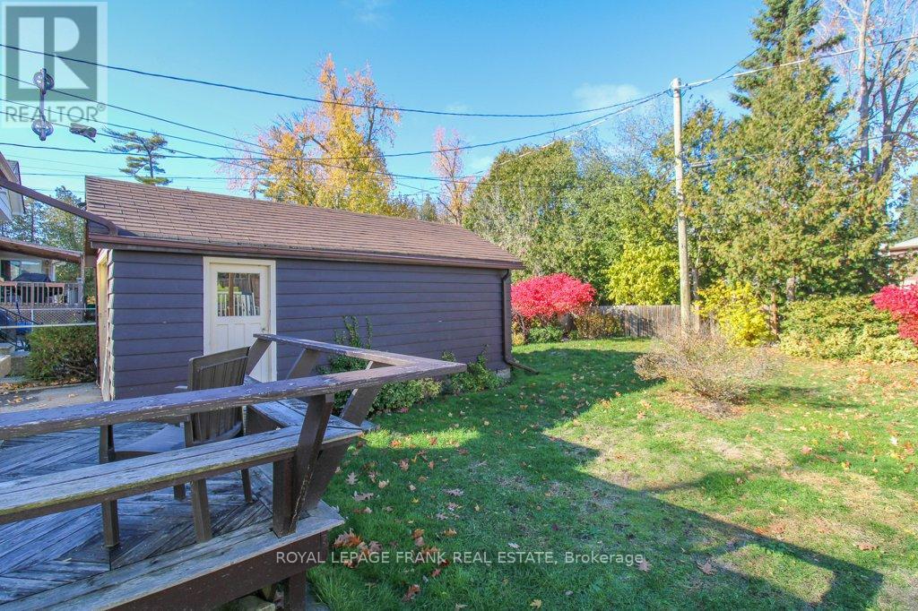 512 Glengarry Avenue, Peterborough, Ontario  K9H 4Y4 - Photo 8 - X12529792