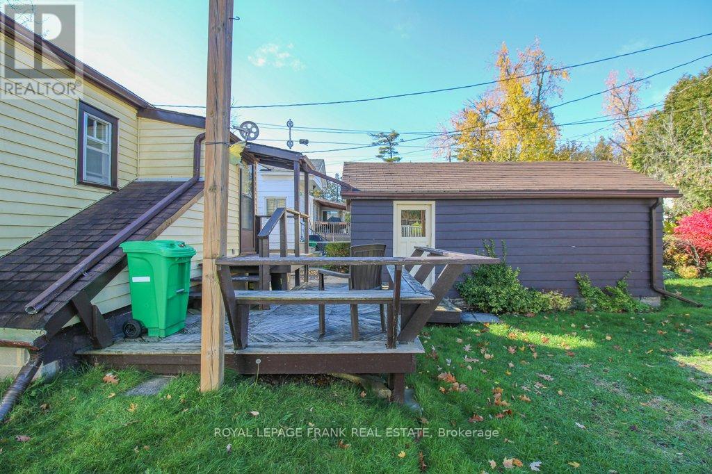 512 Glengarry Avenue, Peterborough, Ontario  K9H 4Y4 - Photo 9 - X12529792