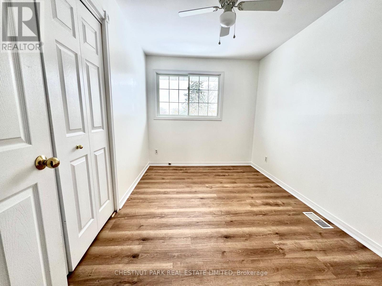 18 Hope Crescent, Belleville, Ontario K8P 4S2 - Photo 21 - X12529796