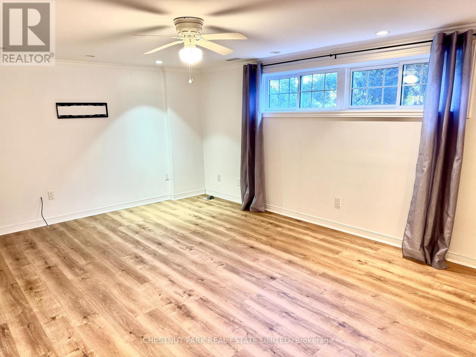 18 Hope Crescent, Belleville, Ontario K8P 4S2 - Photo 27 - X12529796