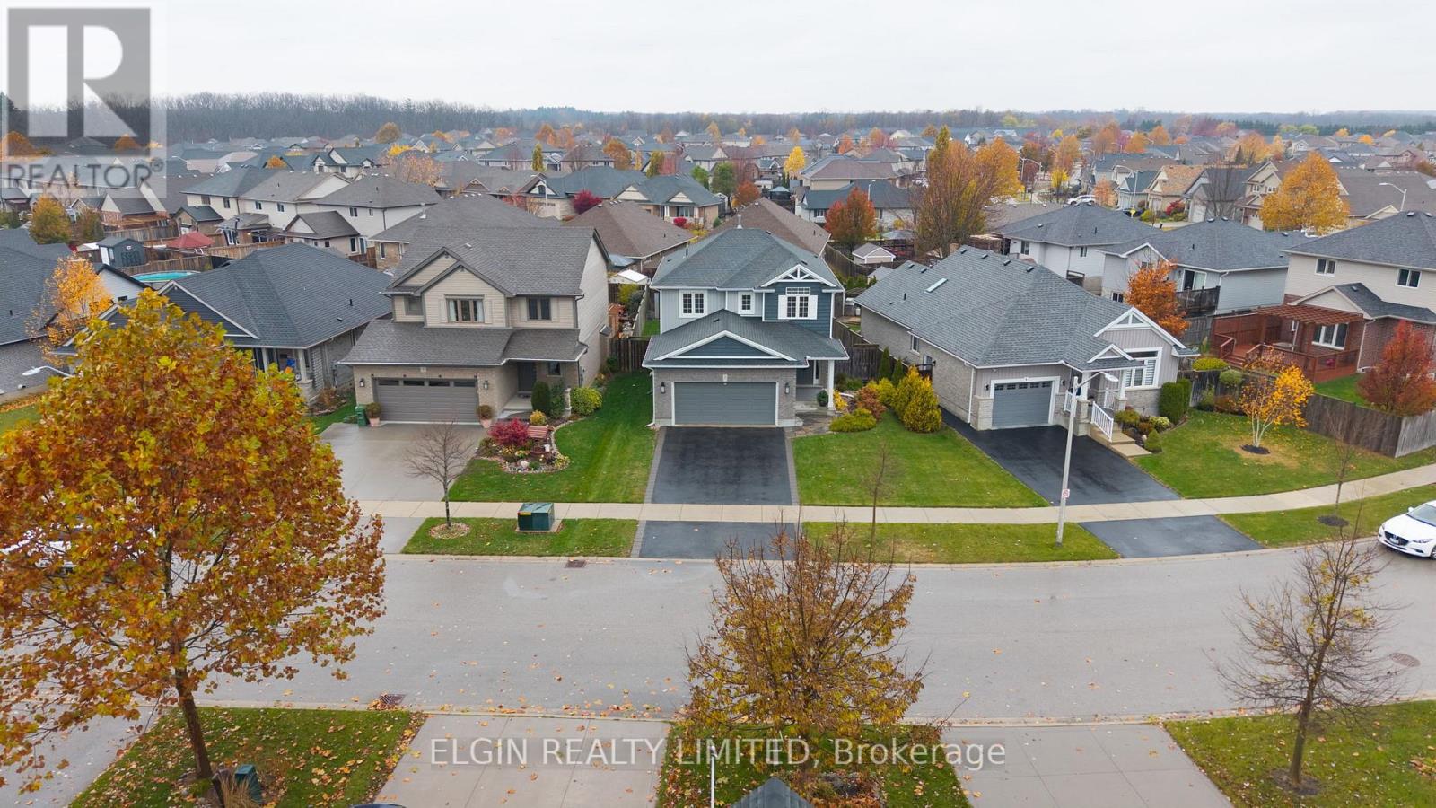 3 Deerfield Court, St. Thomas, Ontario  N5P 0A9 - Photo 2 - X12529750