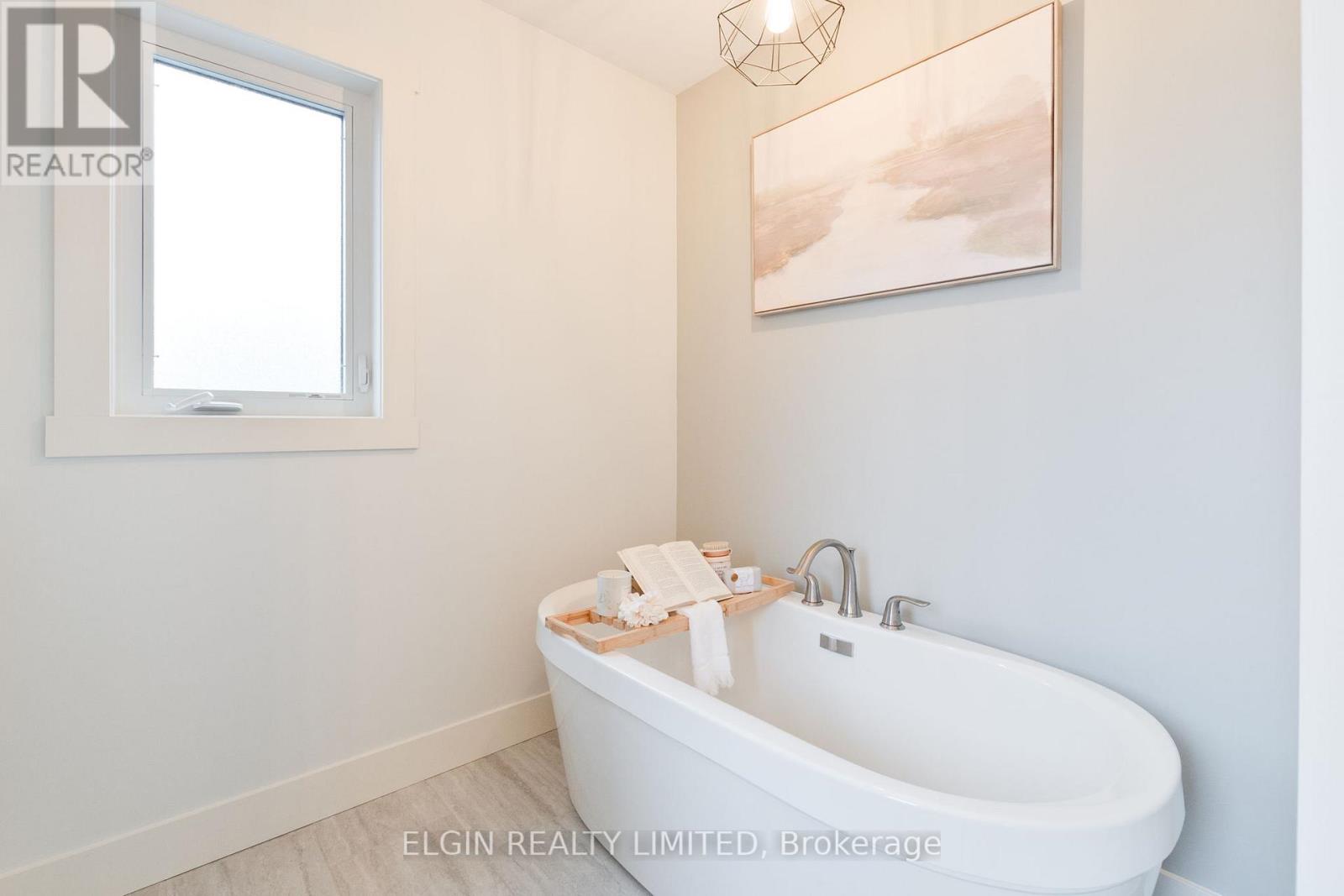 3 Deerfield Court, St. Thomas, Ontario  N5P 0A9 - Photo 20 - X12529750