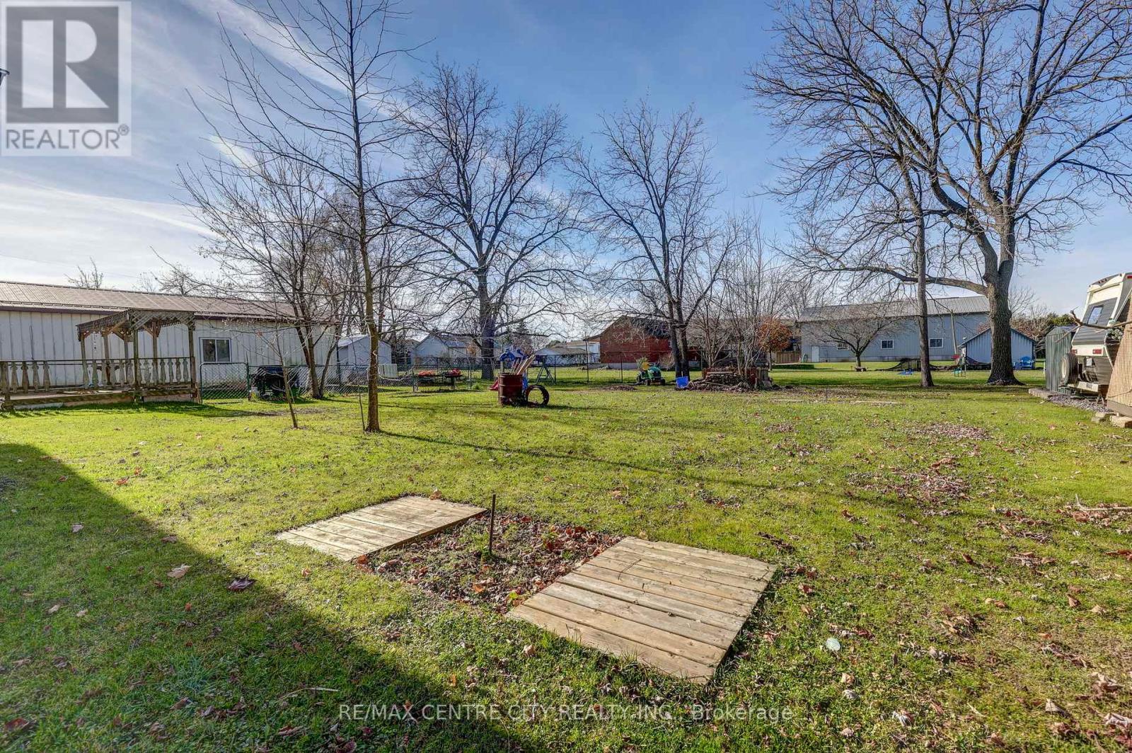 11709 Tracey Street, Malahide, Ontario  N0L 2J0 - Photo 10 - X12529782