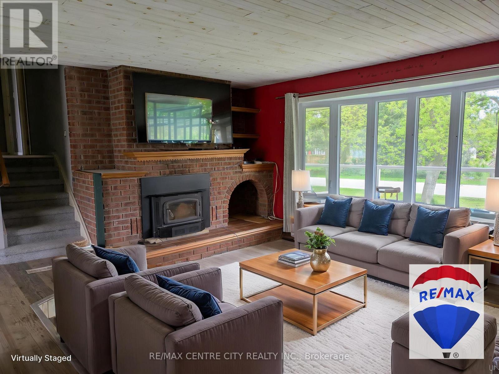 11709 Tracey Street, Malahide, Ontario  N0L 2J0 - Photo 2 - X12529782