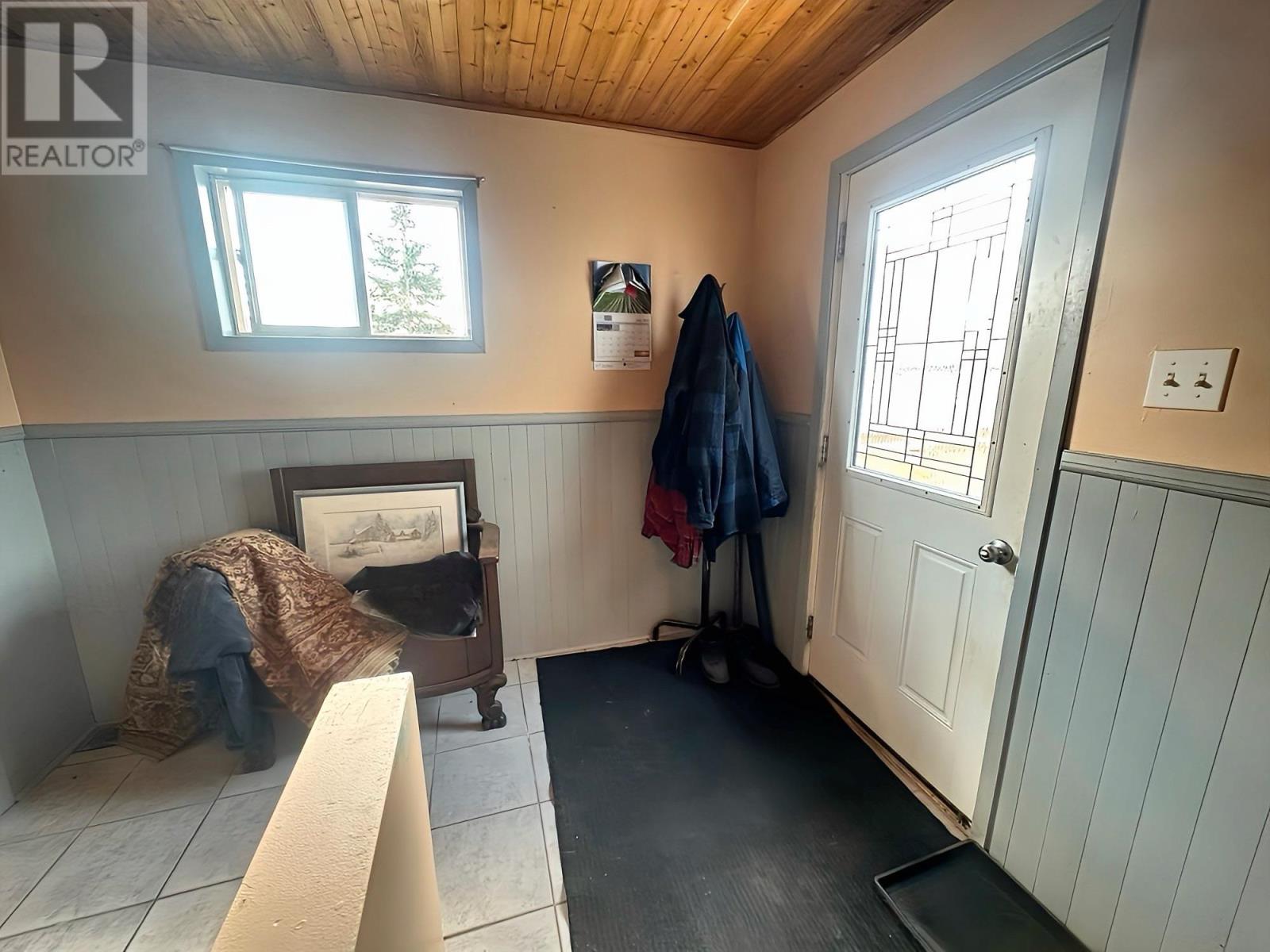 407 First St W, Geraldton, Ontario  P0T 1M0 - Photo 14 - TB252382