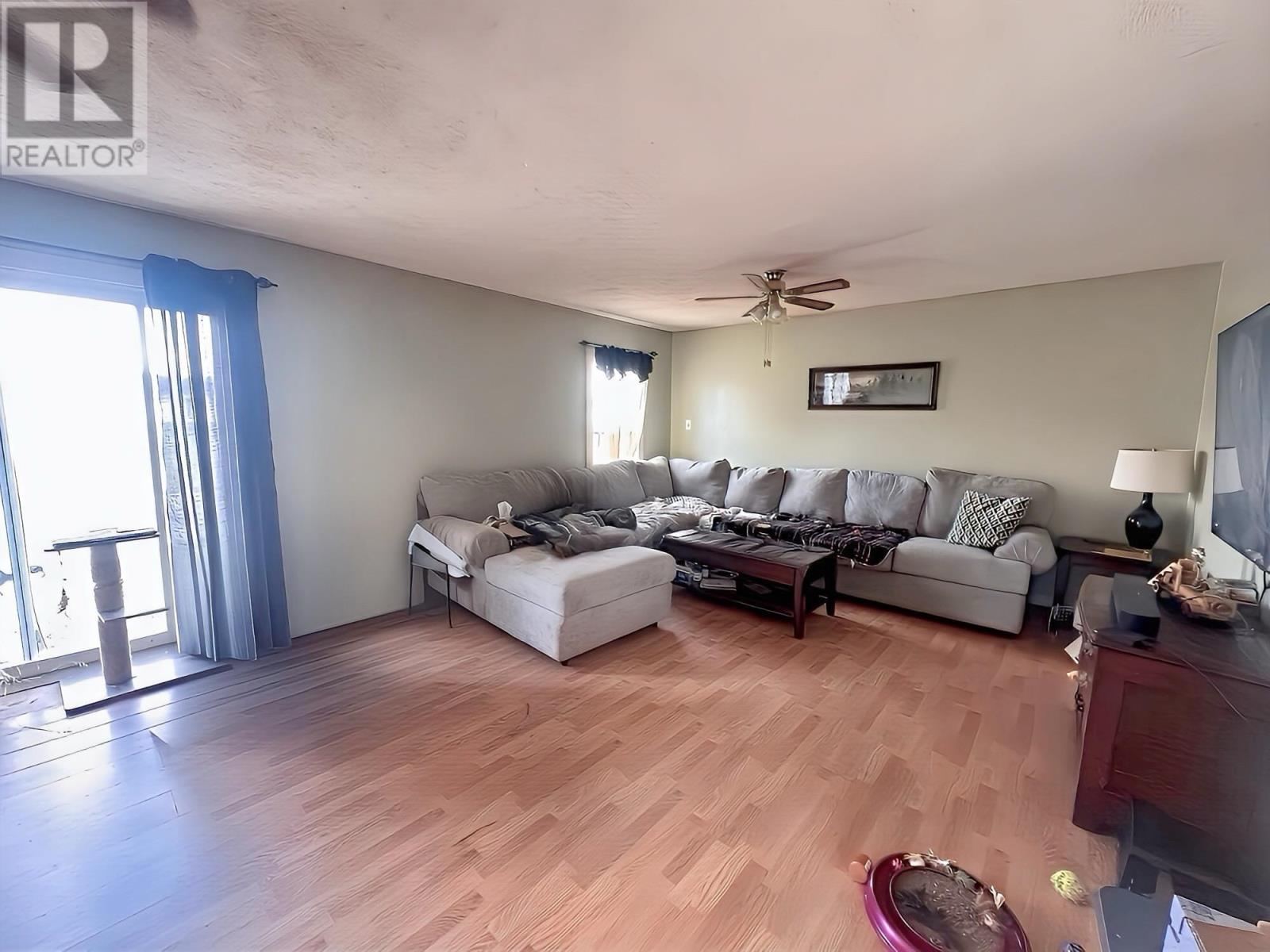 407 First St W, Geraldton, Ontario  P0T 1M0 - Photo 3 - TB252382