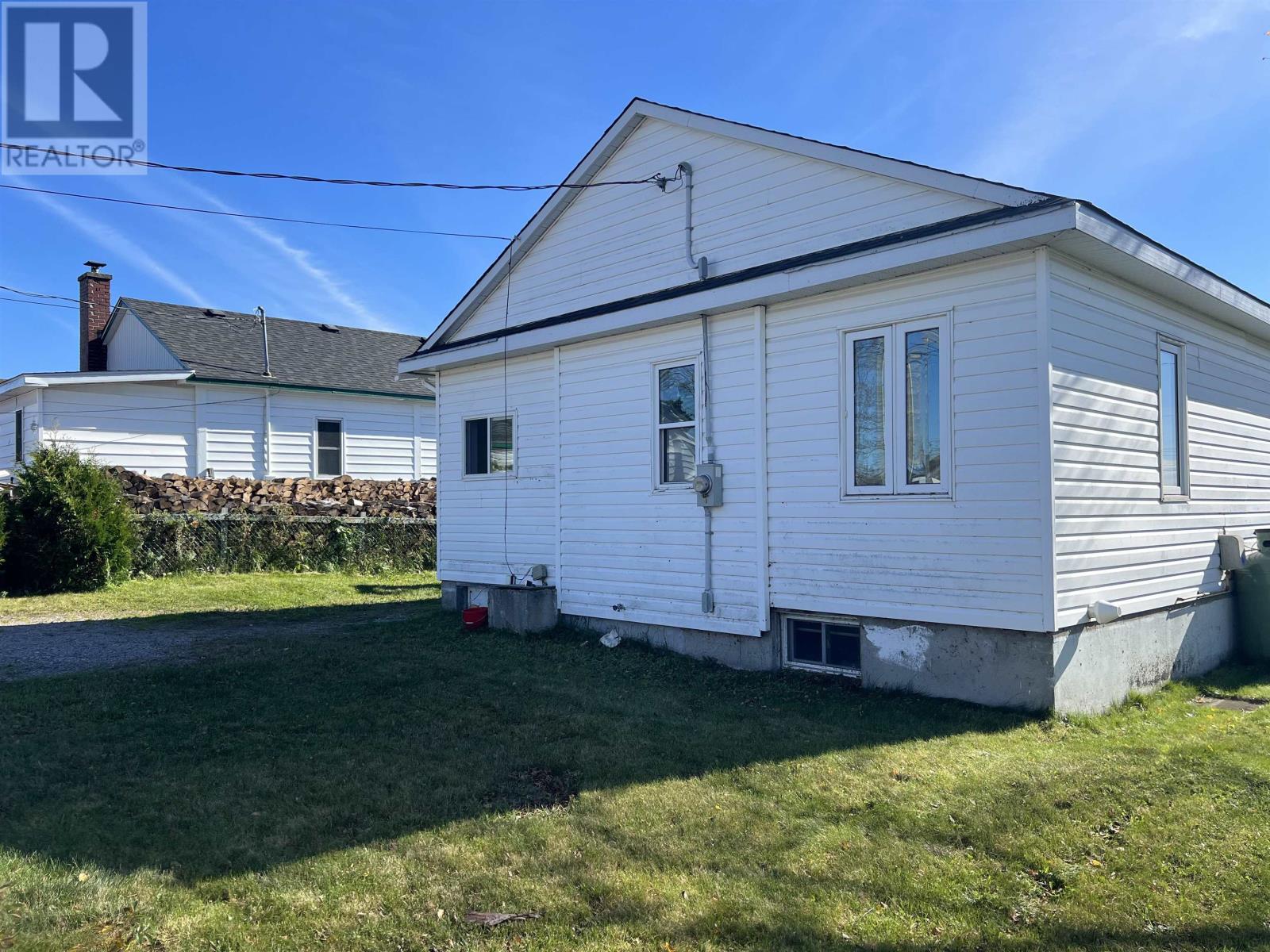 10 Howe St, Marathon, Ontario  P0T 2E0 - Photo 25 - TB253244