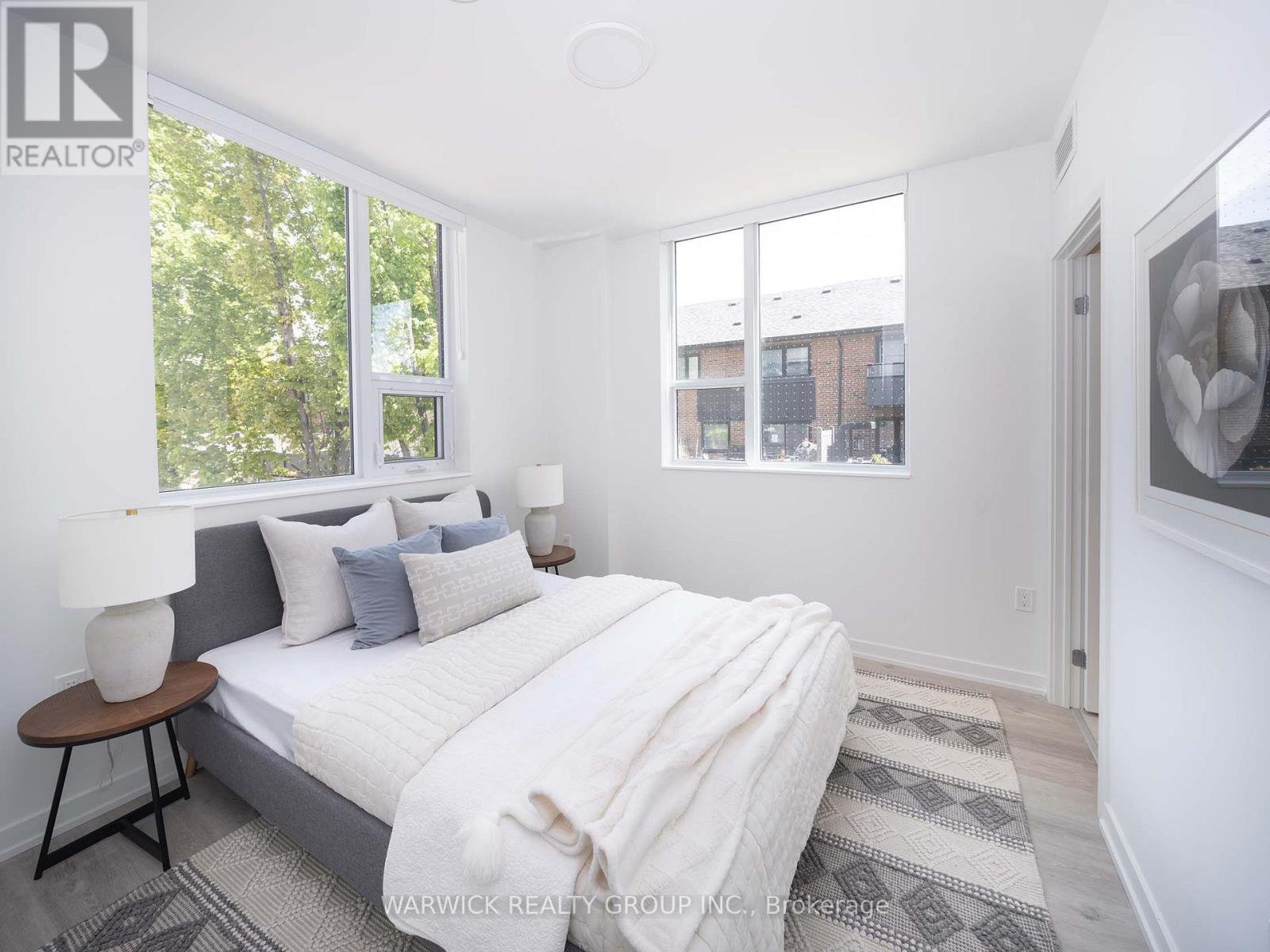 229 - 4365 Bloor Street W, Toronto, Ontario  M9C 1R3 - Photo 29 - W12529532