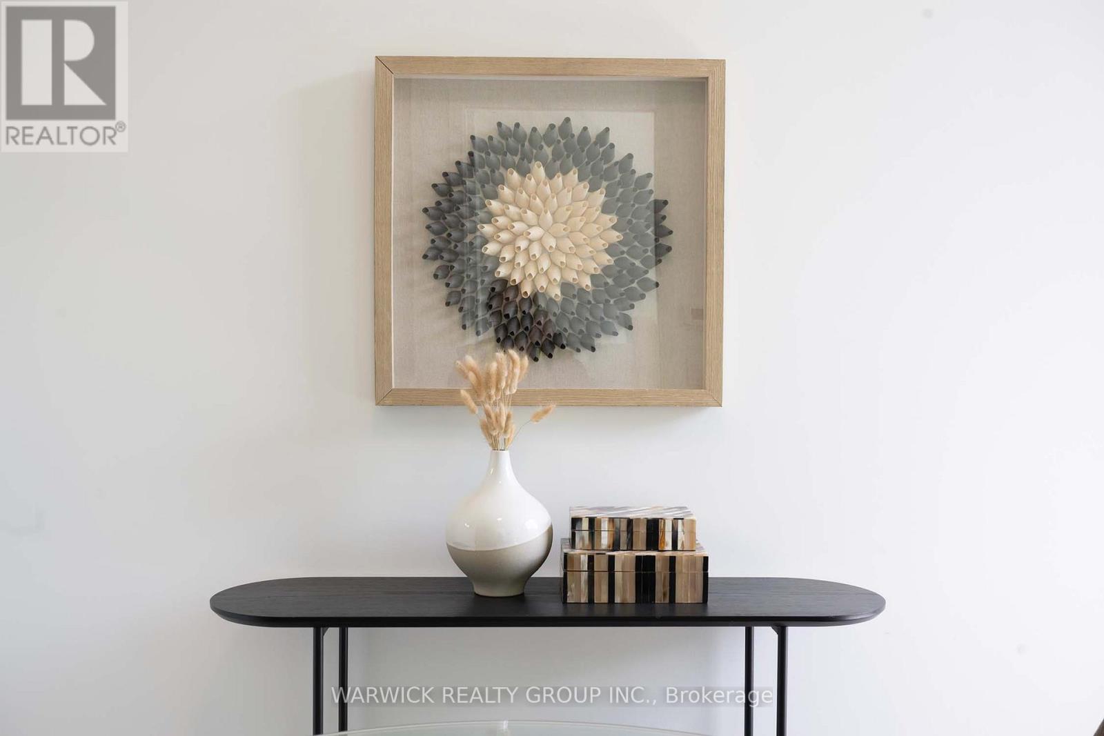 229 - 4365 Bloor Street W, Toronto, Ontario  M9C 1R3 - Photo 3 - W12529532