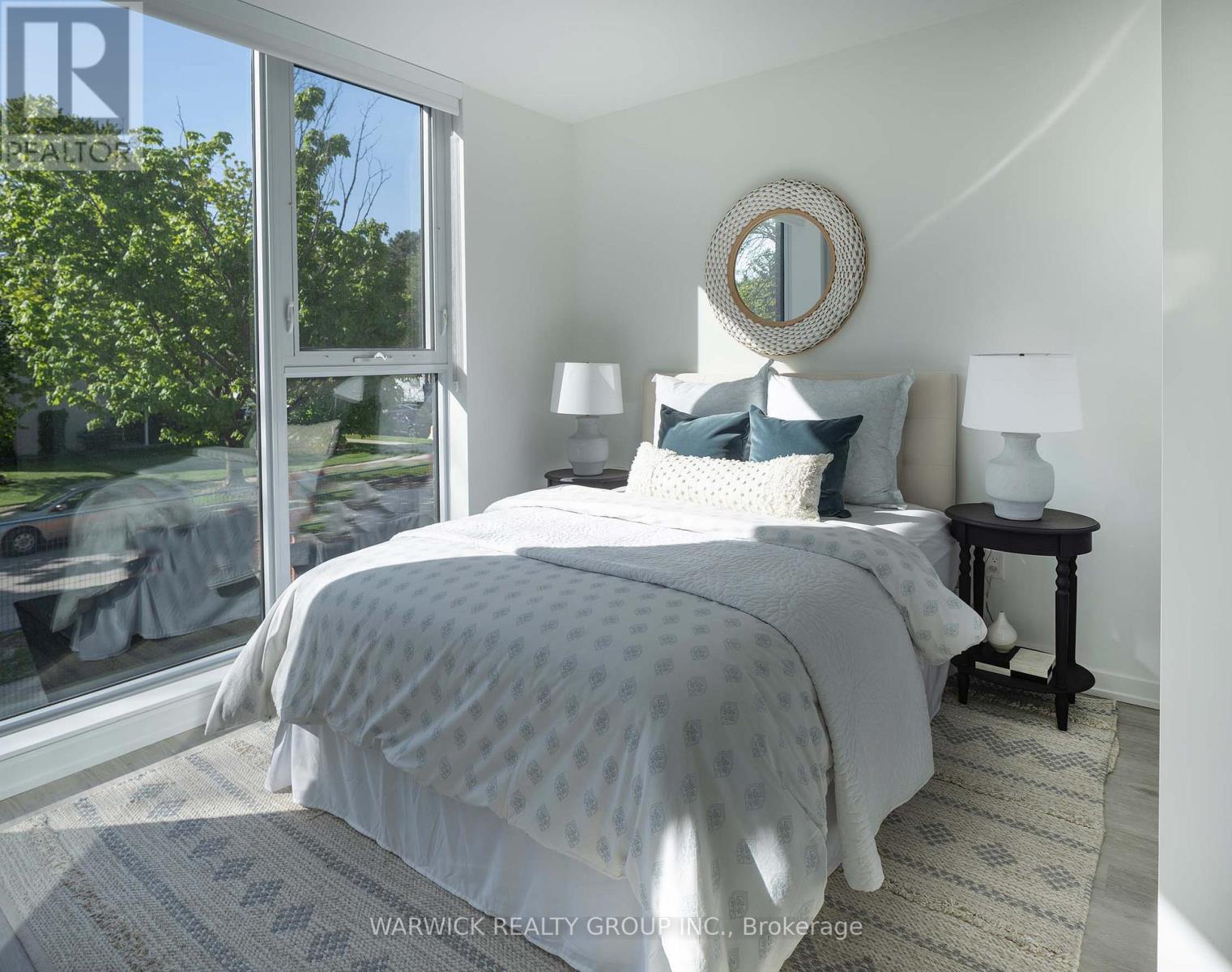 229 - 4365 Bloor Street W, Toronto, Ontario  M9C 1R3 - Photo 8 - W12529532