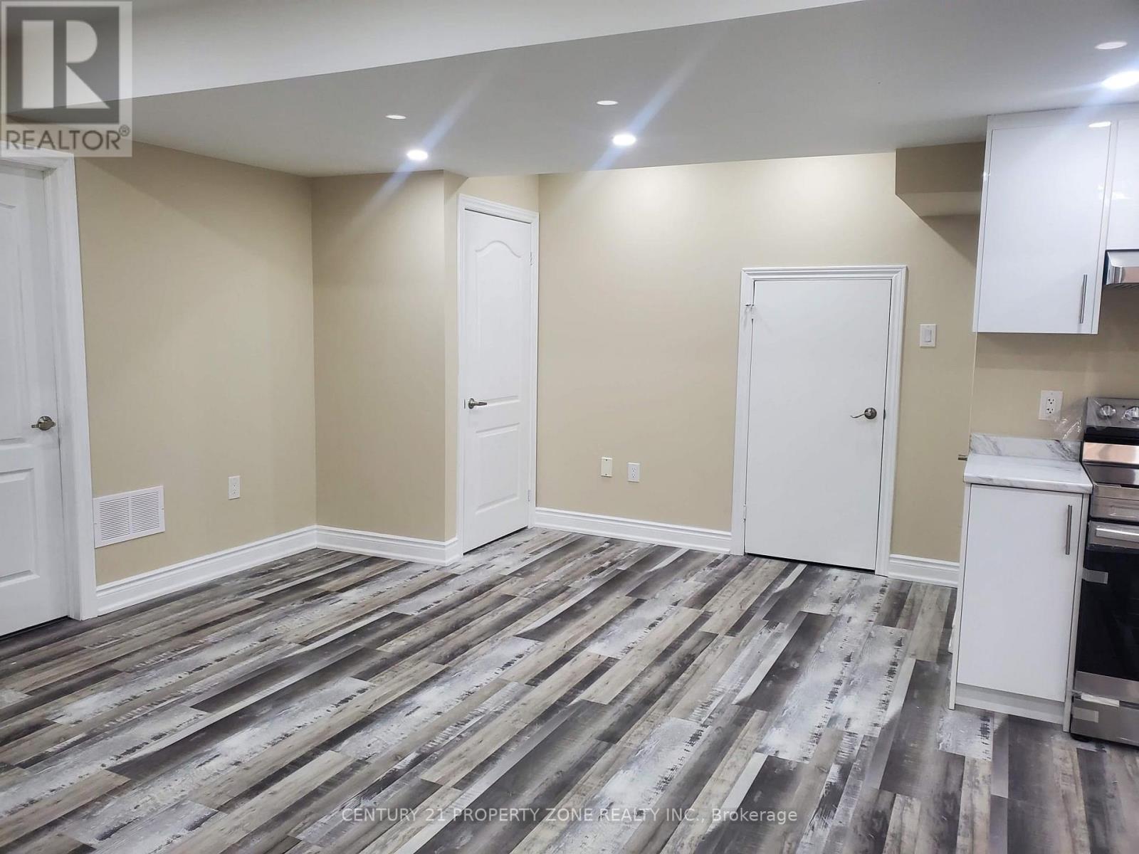 1512 Leger Way, Milton, Ontario  L9E 1H5 - Photo 7 - W12529614