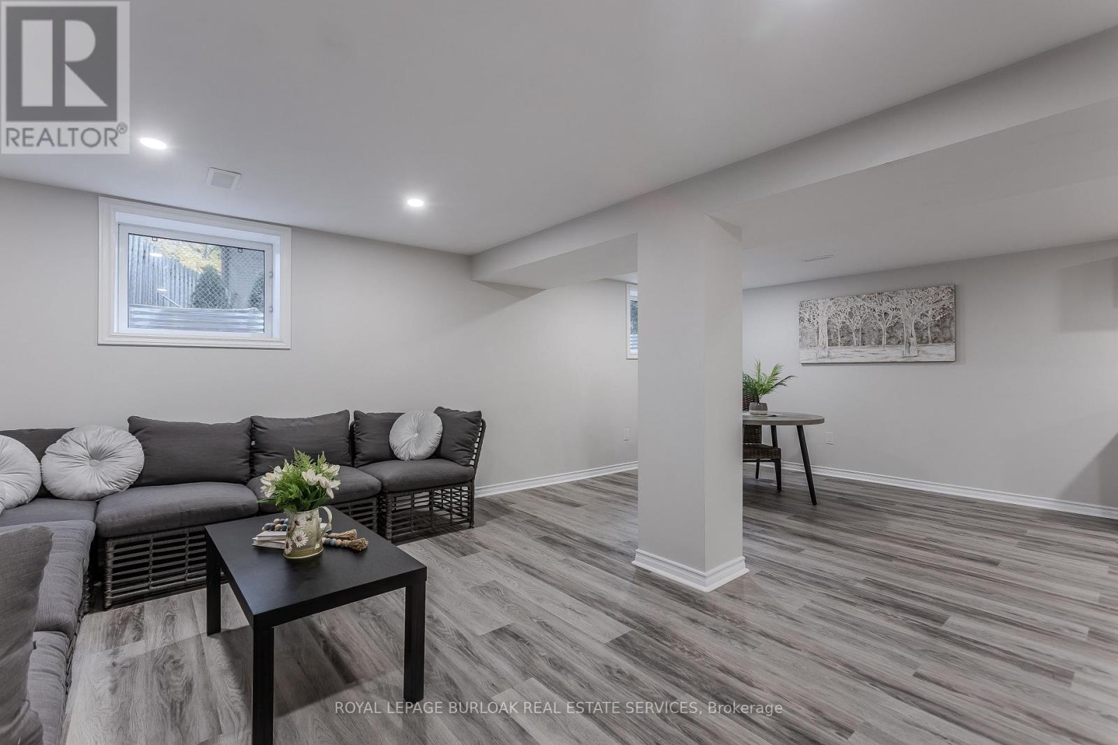 260 Foxbar Road, Burlington, Ontario  L7L 3A3 - Photo 27 - W12529668