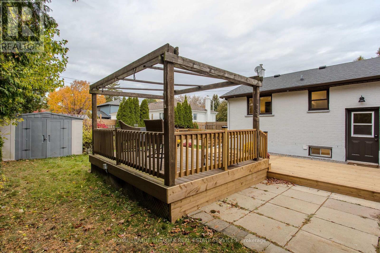 260 Foxbar Road, Burlington, Ontario  L7L 3A3 - Photo 46 - W12529668